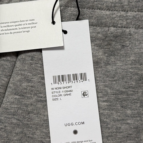 UGG Noni Short - Picture 6 of 7